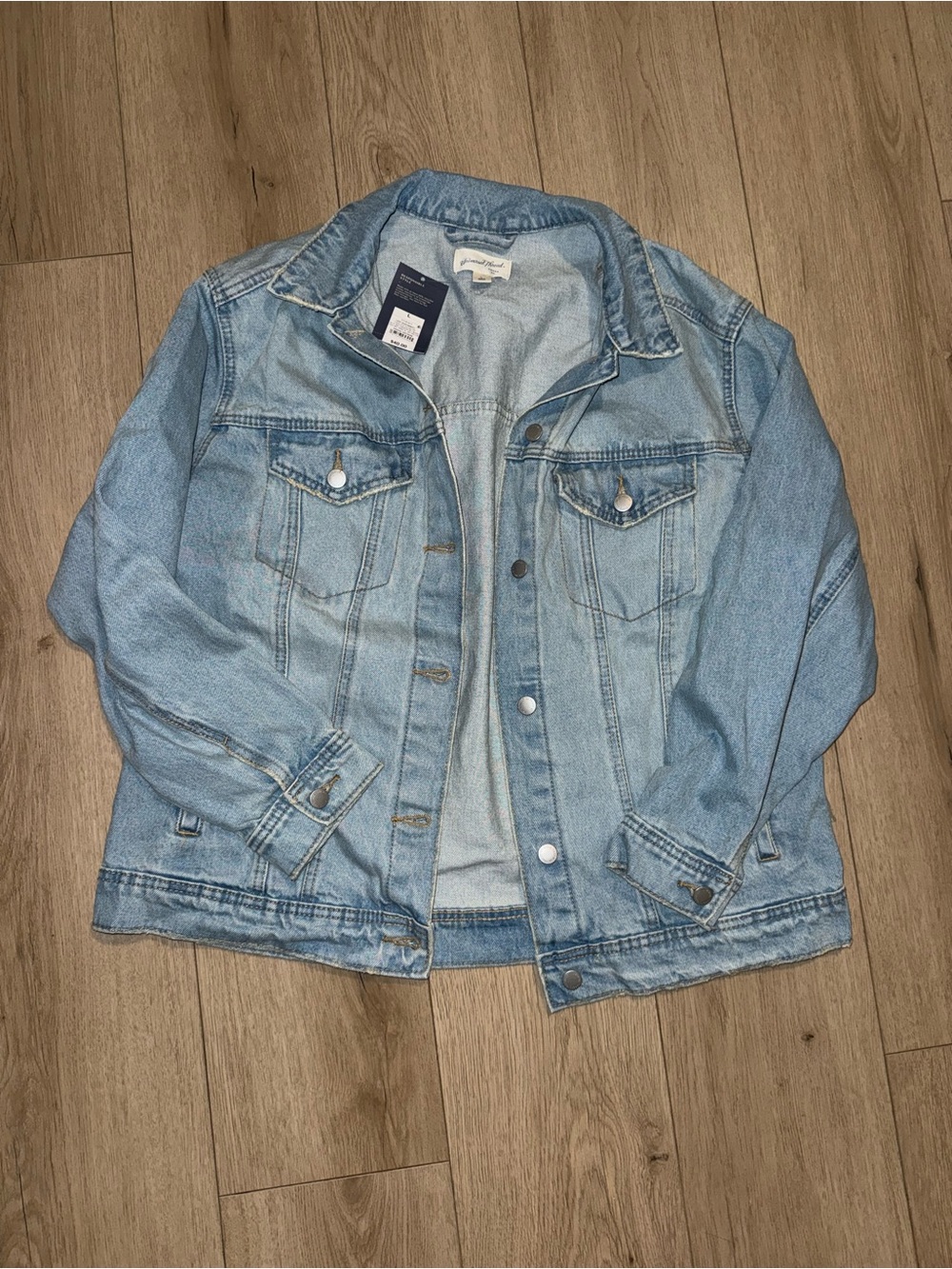 NWT! Universal Thread Light Blue Denim Jean Jacket SZ L